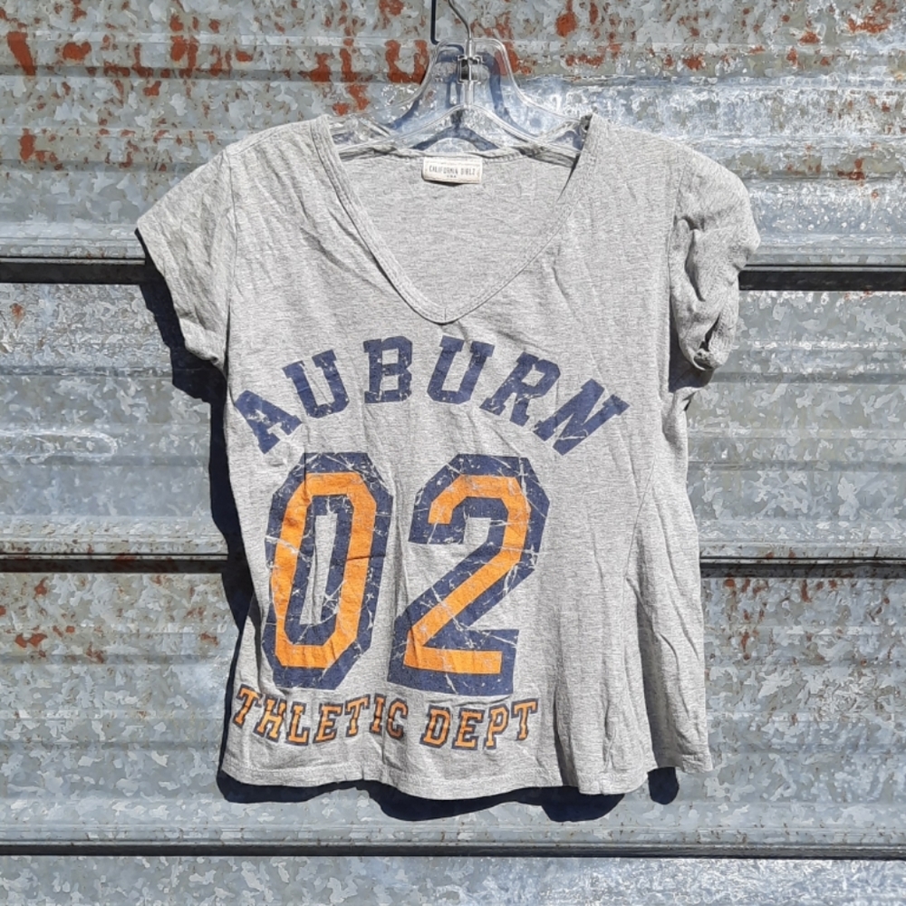 Vintage Vneck Auburn Shirt - Picture 12 of 14